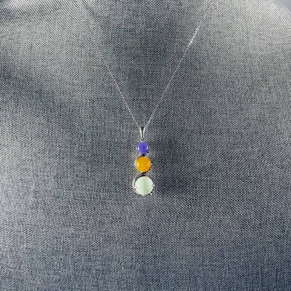 Jade Sterling Silver Tri-color Pendant Chakra 18" Necklace - Picture 15 of 16